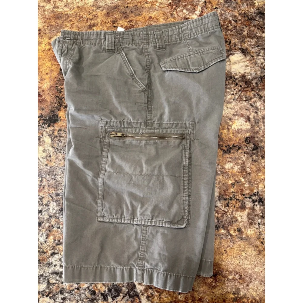 Canyon River Blues Gray Cargo Shorts - Picture 5 of 5
